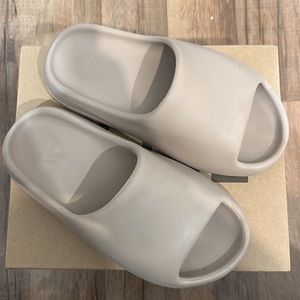 Yeezy slides pure